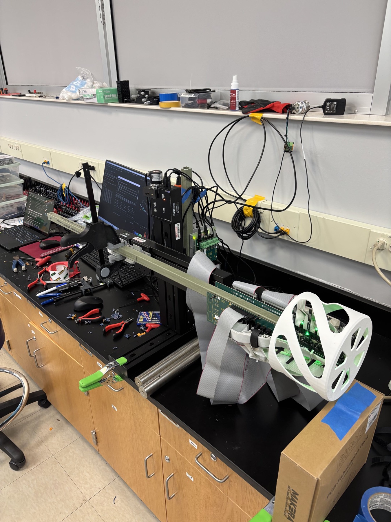 OCTO-BEE electronics, cabling, and linear stage integration on the laboratory bench